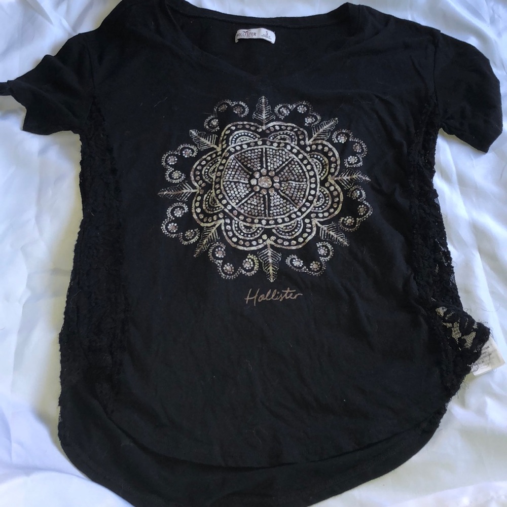 Hollister black tee shirt